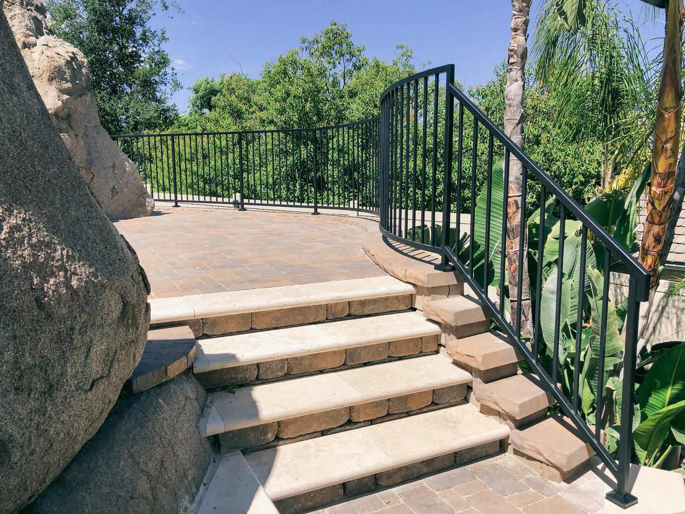 Minimal modern patio railing - Rancho Bernardo Minimal modern patio railing - Rancho Bernardo